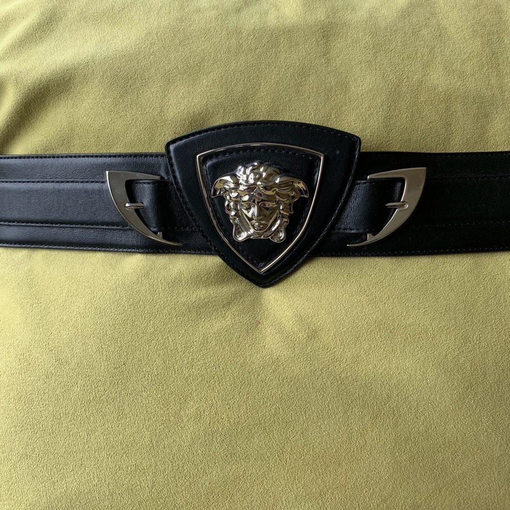 Authentic Versace Donna Belt Size 110